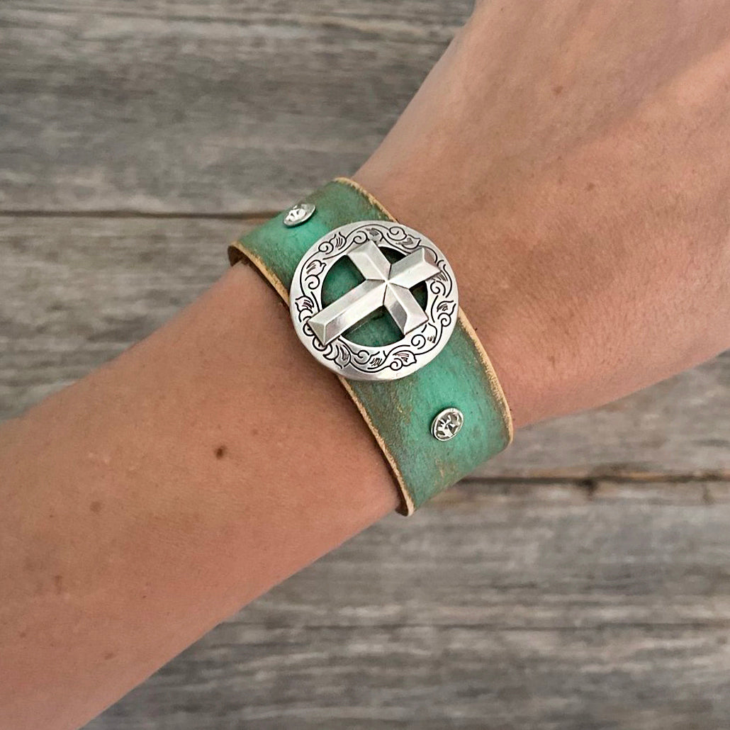 MADE TO ORDER - Cross Concho and Swarovski Rivets Bracelet