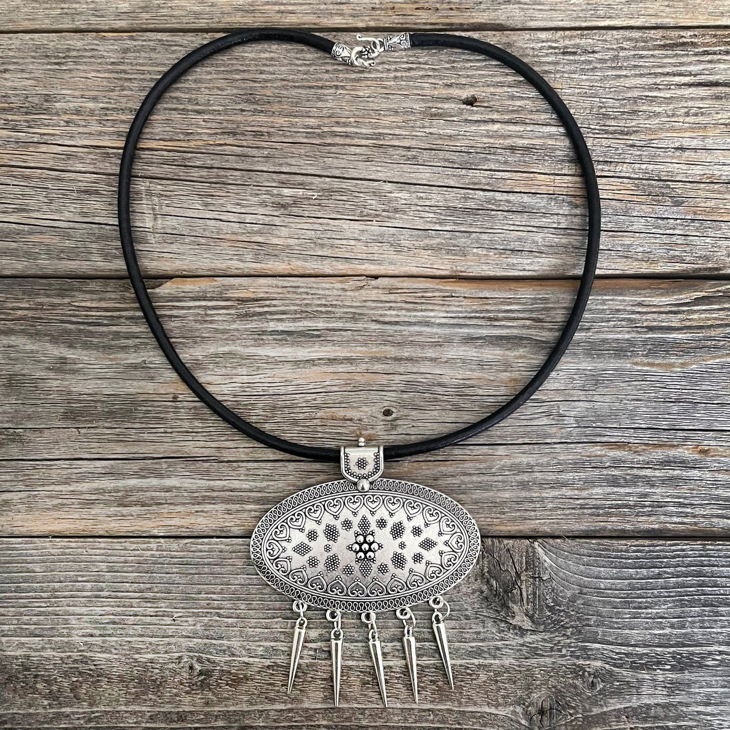 MADE TO ORDER - Oval Tibetan Pendant Leather Short Necklace