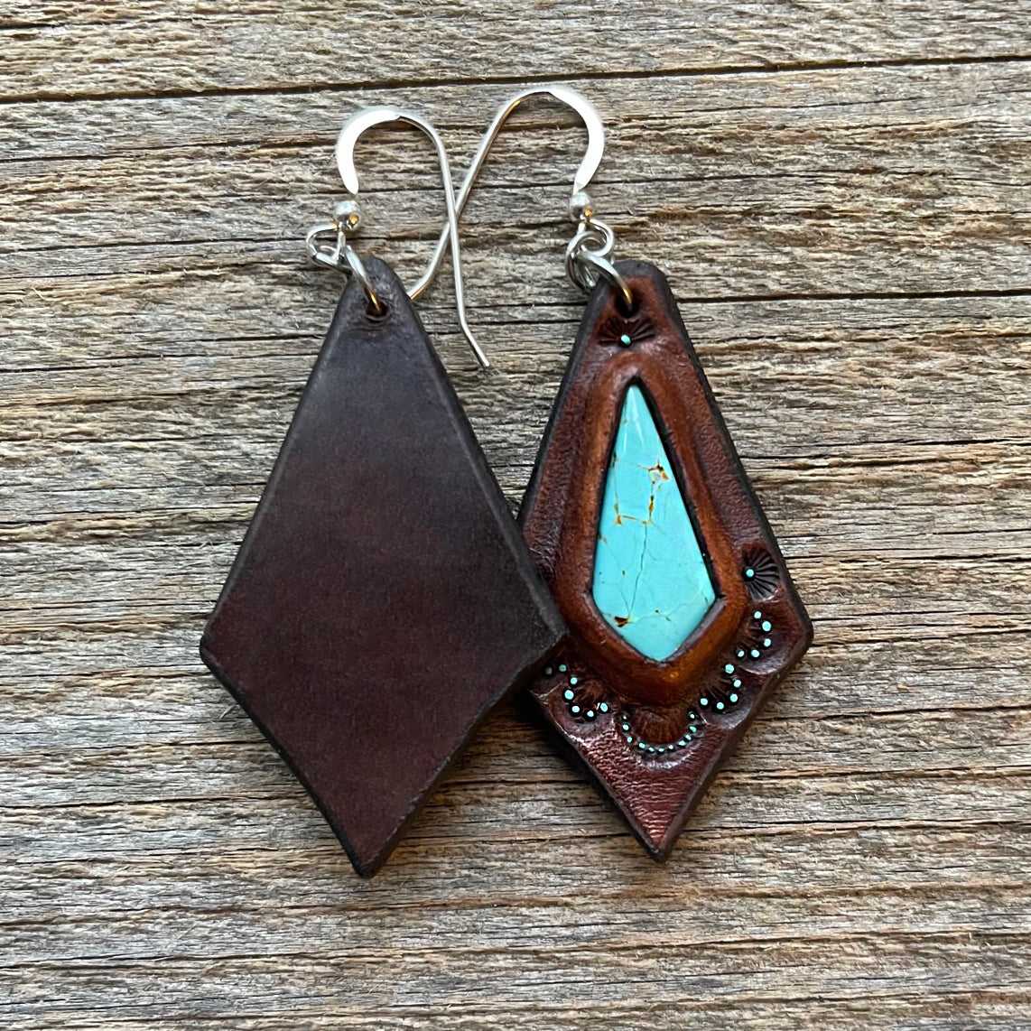 Genuine turquoise leather earrings - MKT