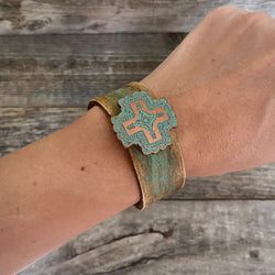 MADE TO ORDER - Genuine Leather Bracelet Turquoise Patina Concho