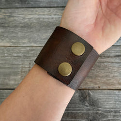 MADE TO ORDER - Genuine Leather Bracelet 3 Heart Pattern