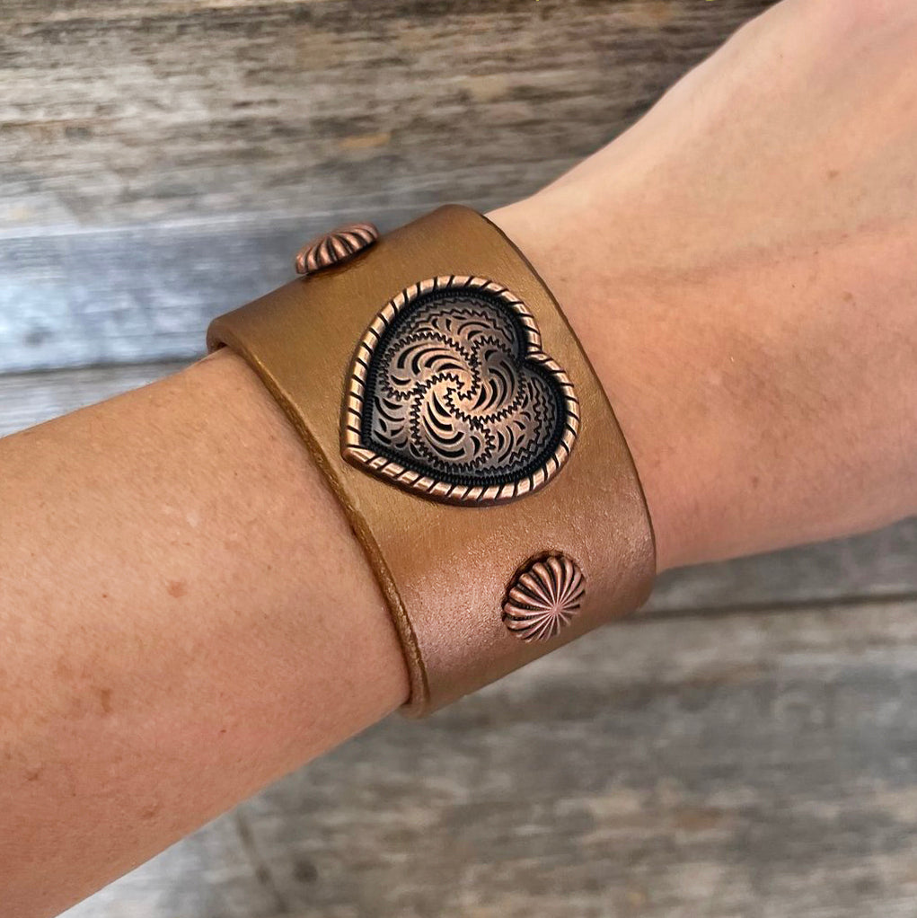 MADE TO ORDER - Genuine Metallic Leather Bracelet With Heart Concho