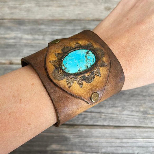One of a Kind, Leather Bracelet Arizona Turquoise Stone