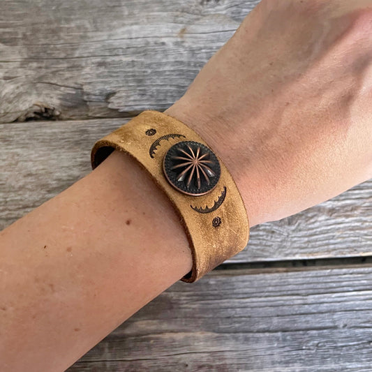 MADE TO ORDER - Ombre Leather Bracelet with Patina Concho