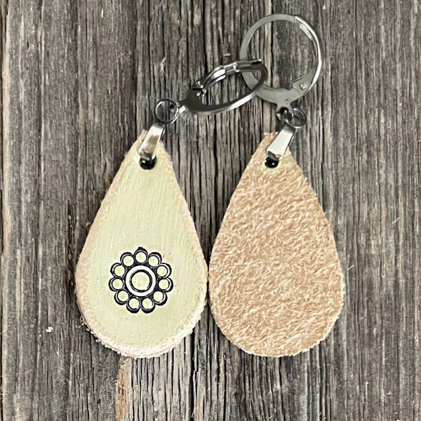 MADE TO ORDER - Leather off-white Drop Earrings with Flower