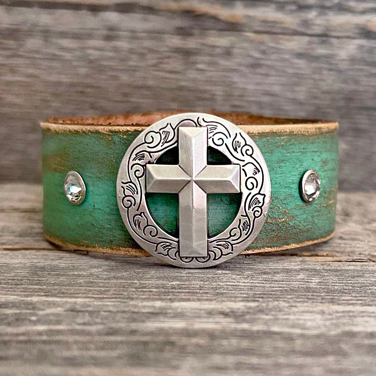 MADE TO ORDER Cross concho and Swarovski rivets bracelet