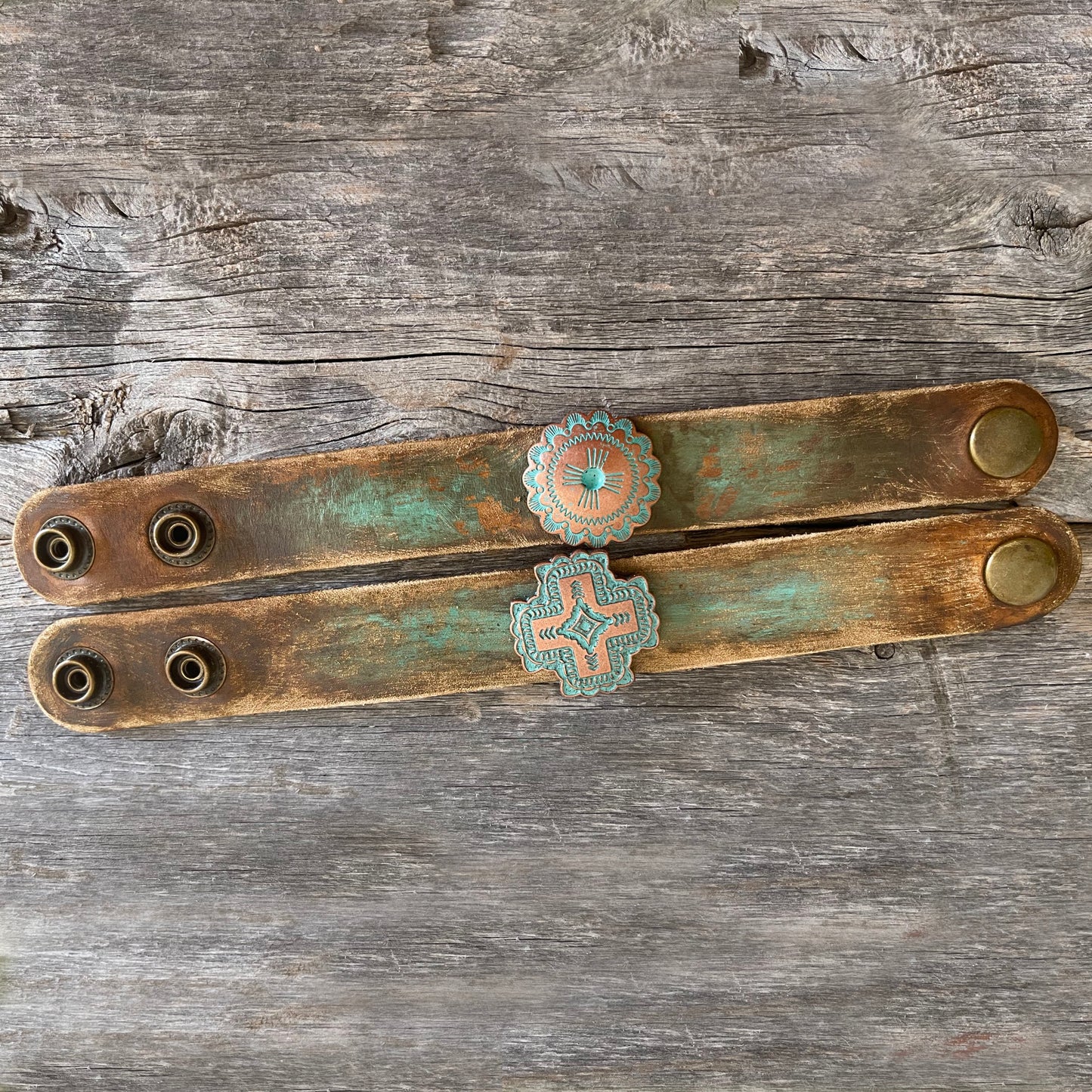MADE TO ORDER - Genuine Leather Bracelet Turquoise Patina Concho