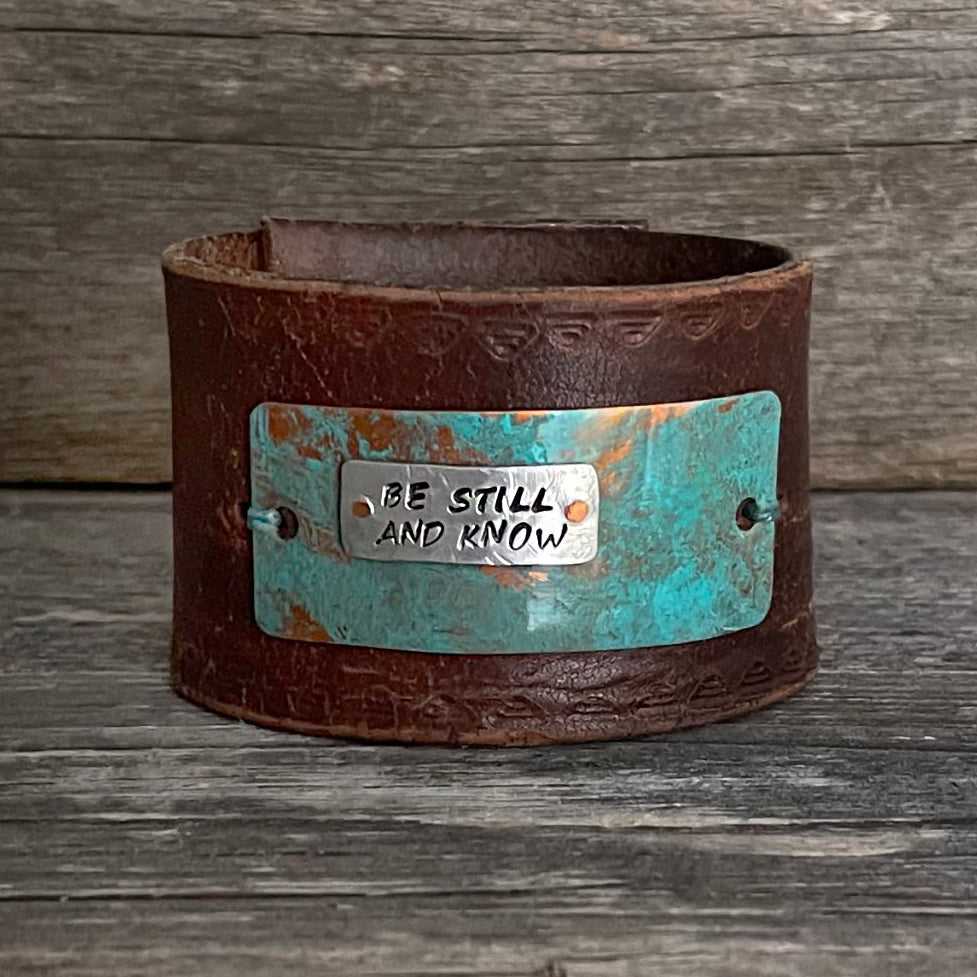 Genuine refurbished leather bracelet with turquoise and silver cooper plates