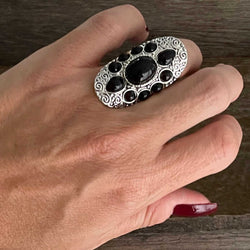 Silver black onyx flower closed ring - Size 8