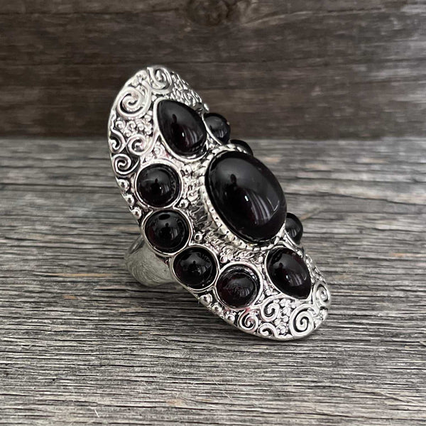 Silver black onyx flower closed ring - Size 8